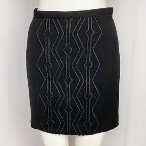 NWT H&M Black Mini Skirt Raised Metallic Design Size 4